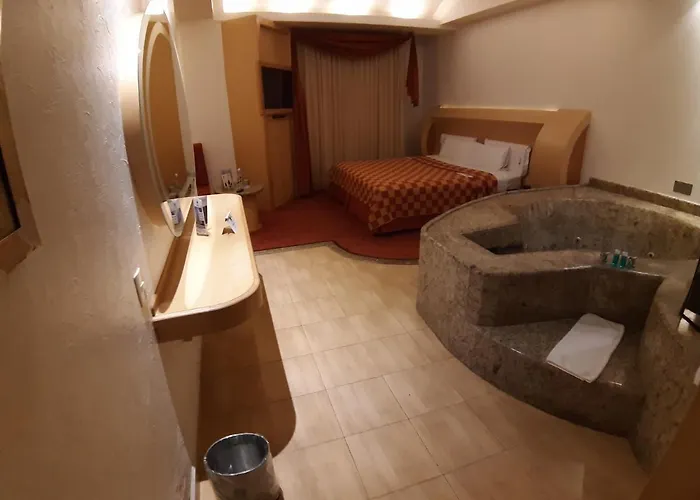 Auto Legaria Hotel