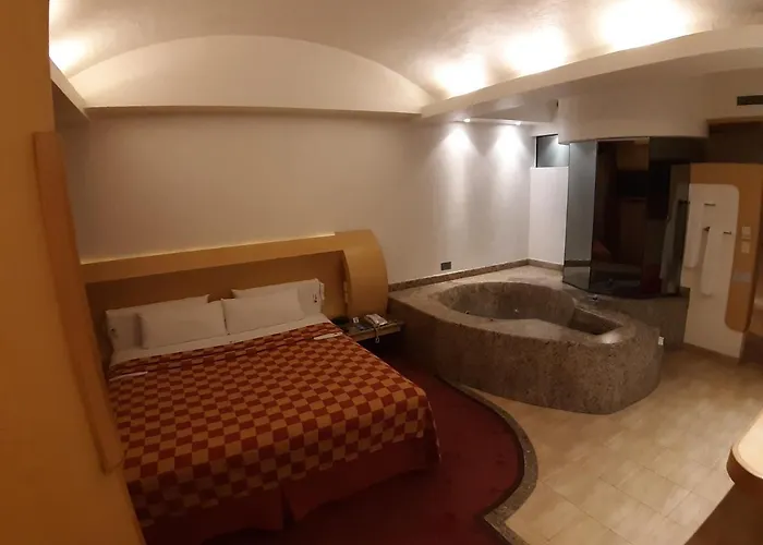 Auto Legaria Hotel Mexico City