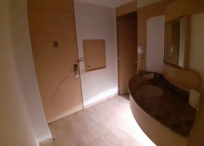 Auto Legaria Hotel Mexico City