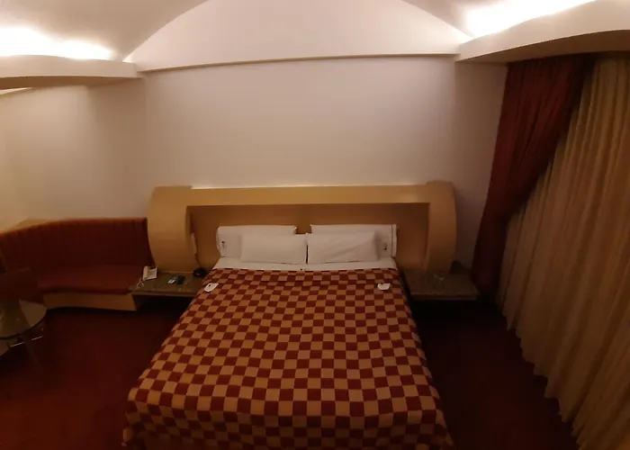 Hotel Auto Legaria 4*