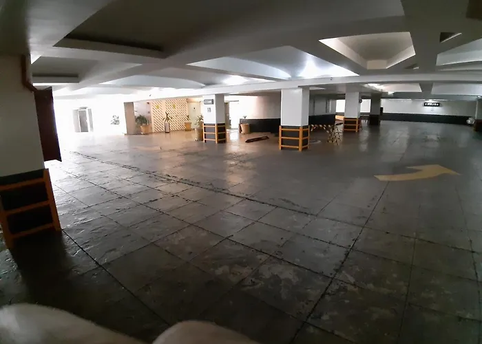 Auto Legaria Hotel 4*