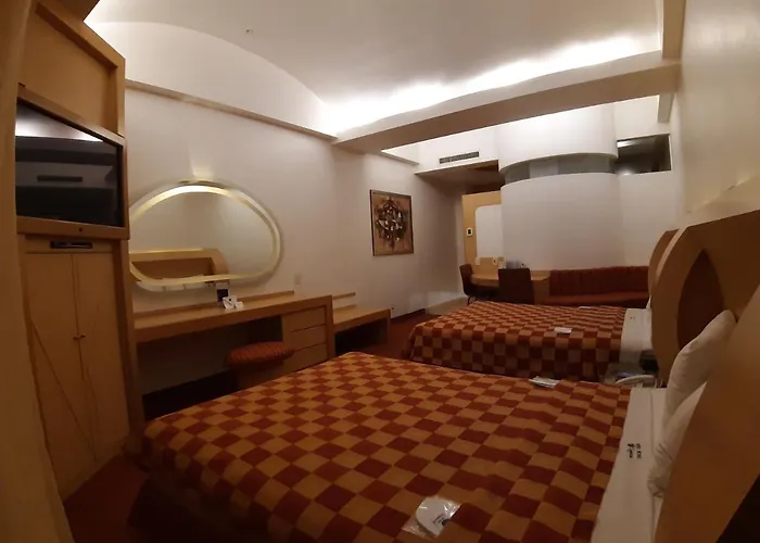 Auto Legaria Hotel Mexico City